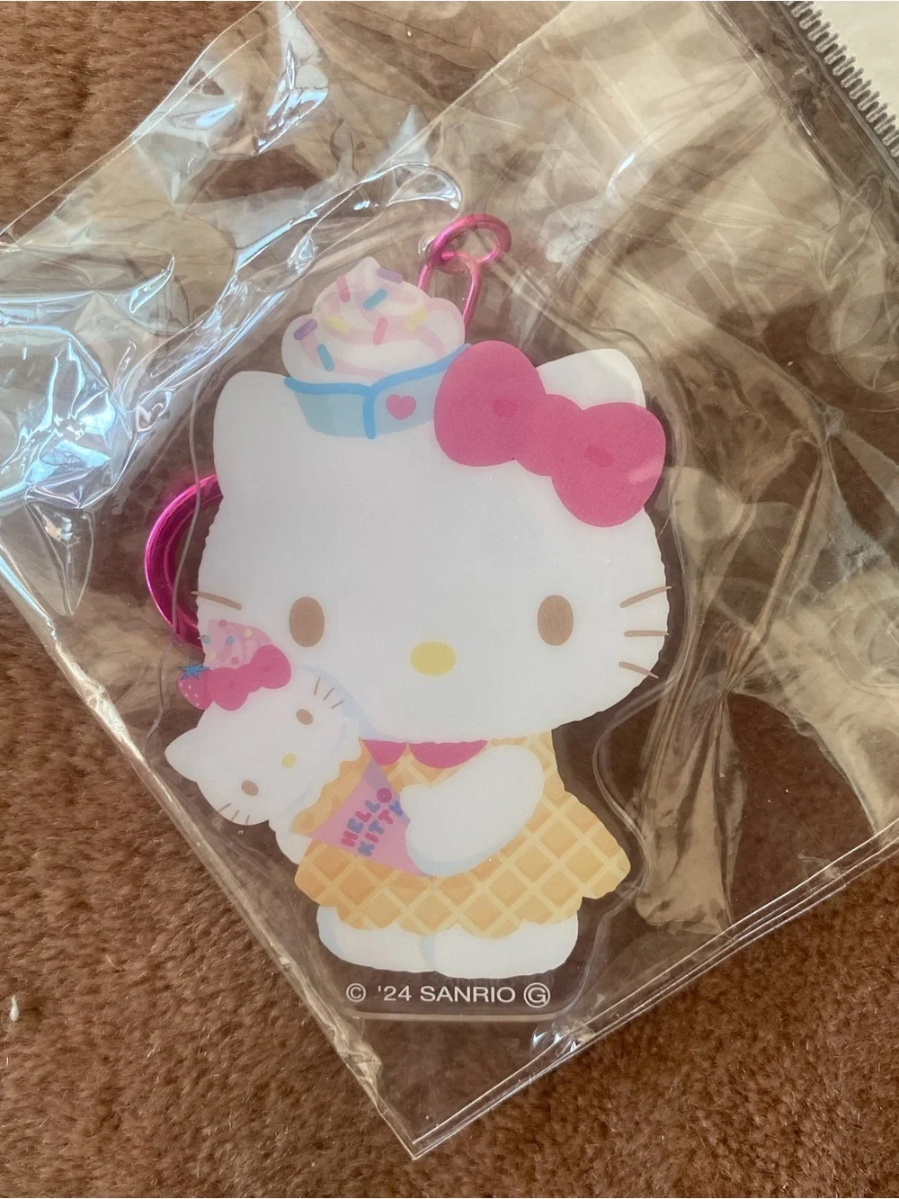 New Sanrio Hello Kitty Ice Cream Acrylic Keychain Cute Bag Charm Sweet Dessert